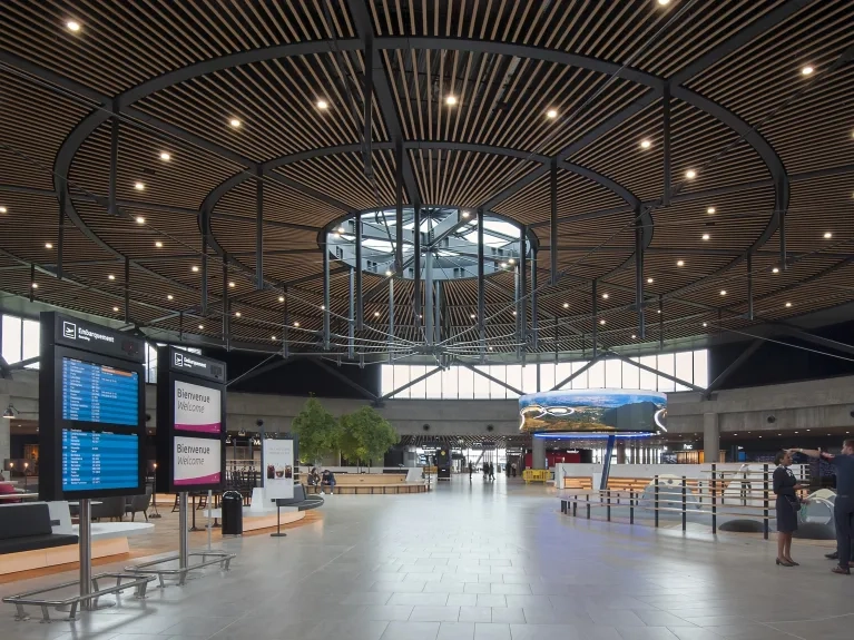 Aéroport de Lyon Saint Exupéry Plafometal