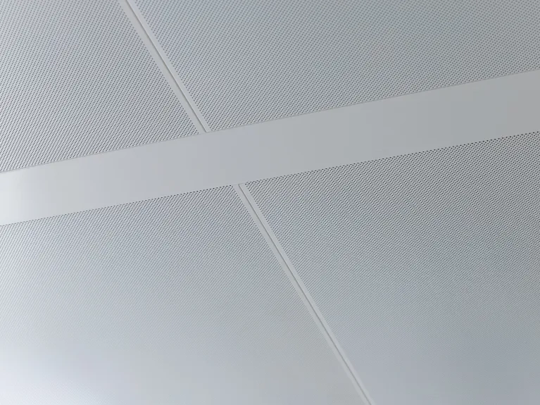 Perforations - Plafond métallique - PLAFOMETAL
